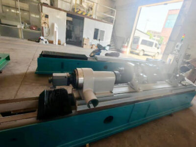 高速智能磨辊拉丝机