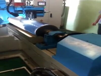 高速智能磨辊拉丝机