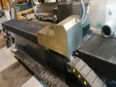 高速智能磨辊拉丝机