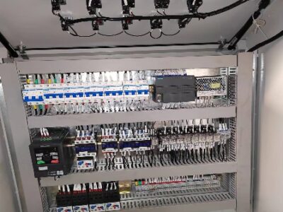 管加工操作控制柜